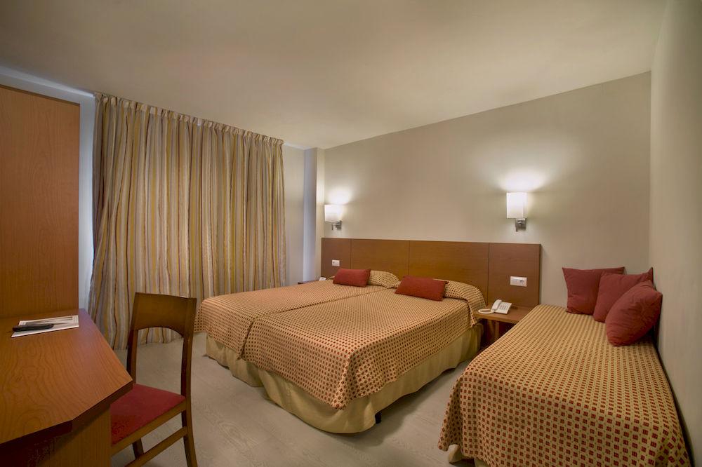 Hotel Mediterraneo Roses Exterior foto